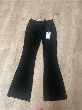 Black High-Rise Flare  Pants Size 2/26